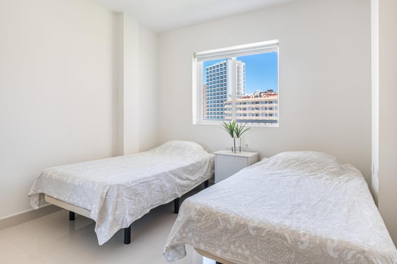 La Perla Seaview & Pool Levante Apartament *