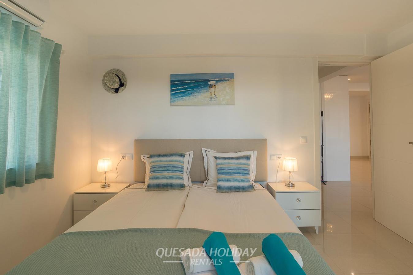 Apartament La Perla Seaview & Pool Levante