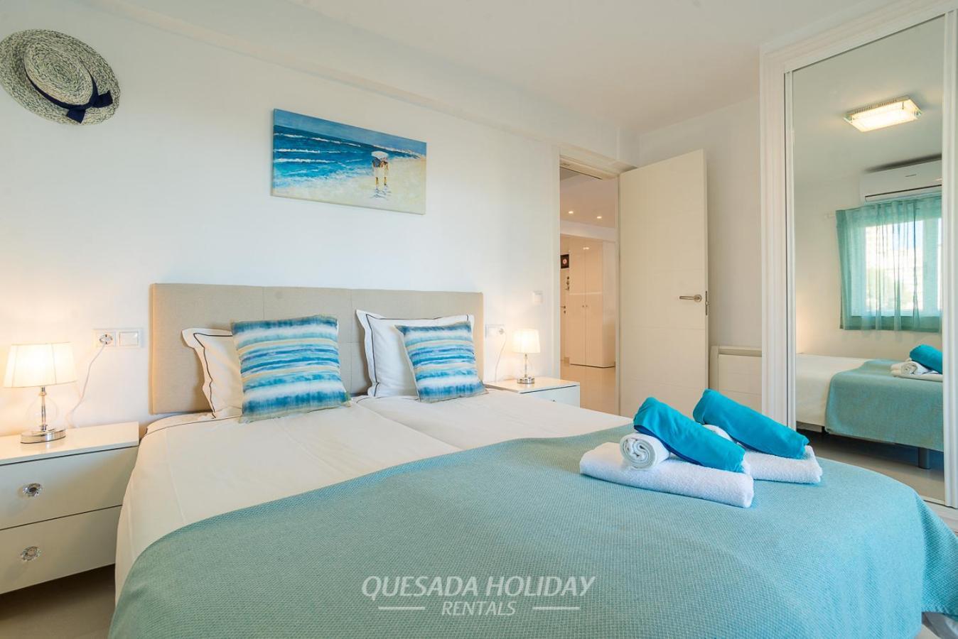 La Perla Seaview & Pool Levante Apartament