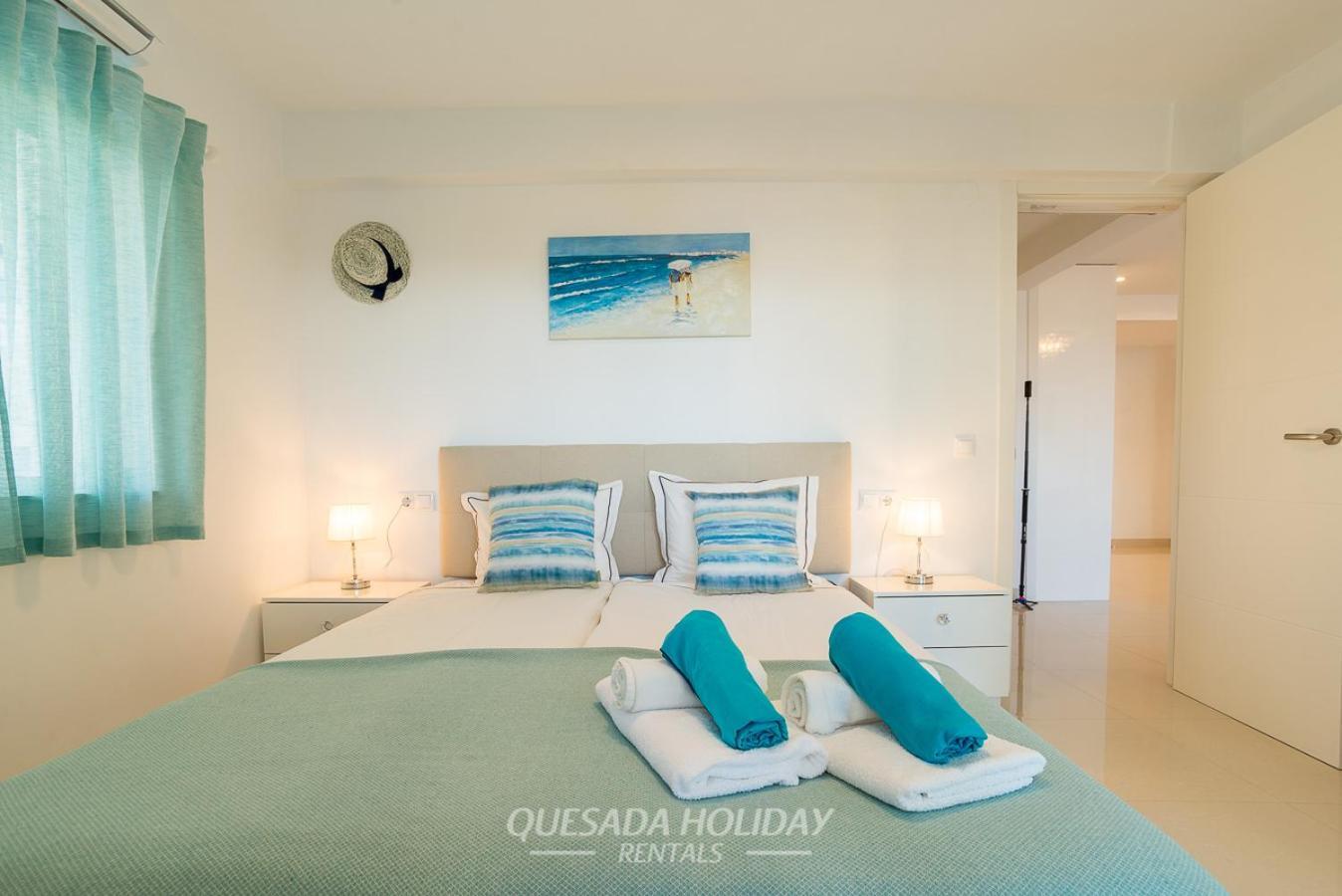 La Perla Seaview & Pool Levante