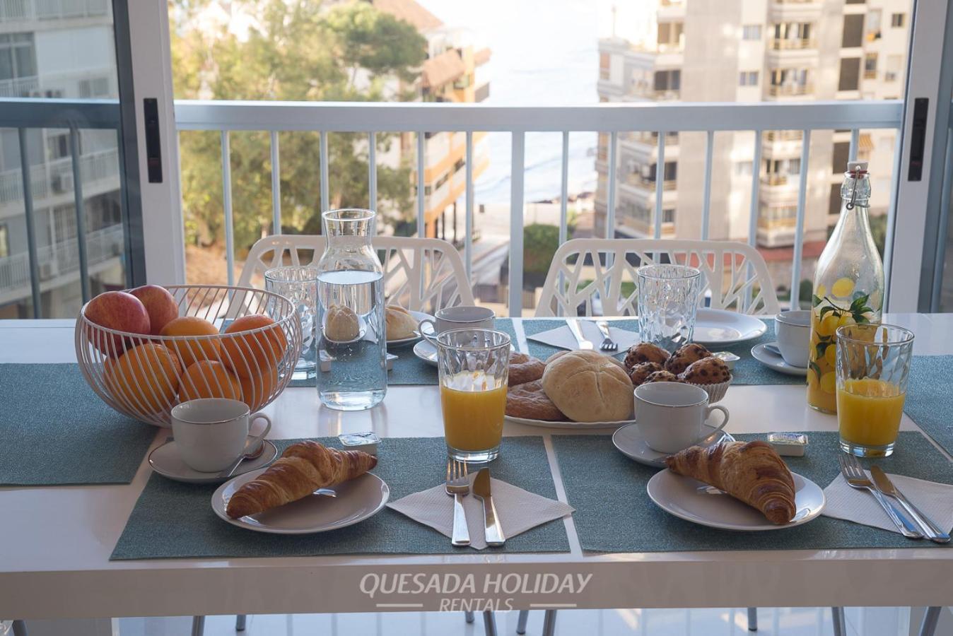 La Perla Seaview & Pool Levante Apartament *